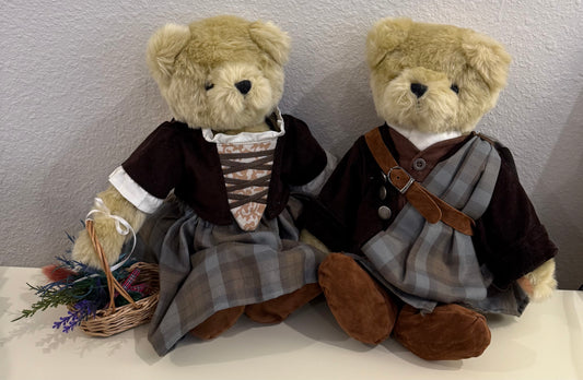 Outlander Collectible Bear Set w/Card Personally Autographed to YOU from Mark Lindsay